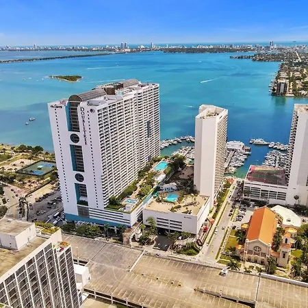 Euphoria - Miami Skyline & Water Views Apartment